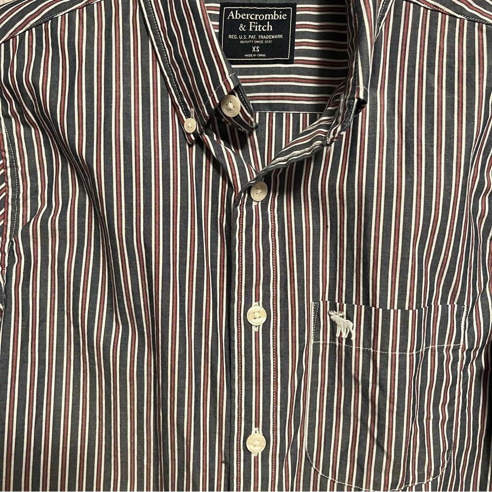 2/$30 Abercrombie & Fitch Striped Button Down Shirt A&F Button Up RED WHITE BLUE